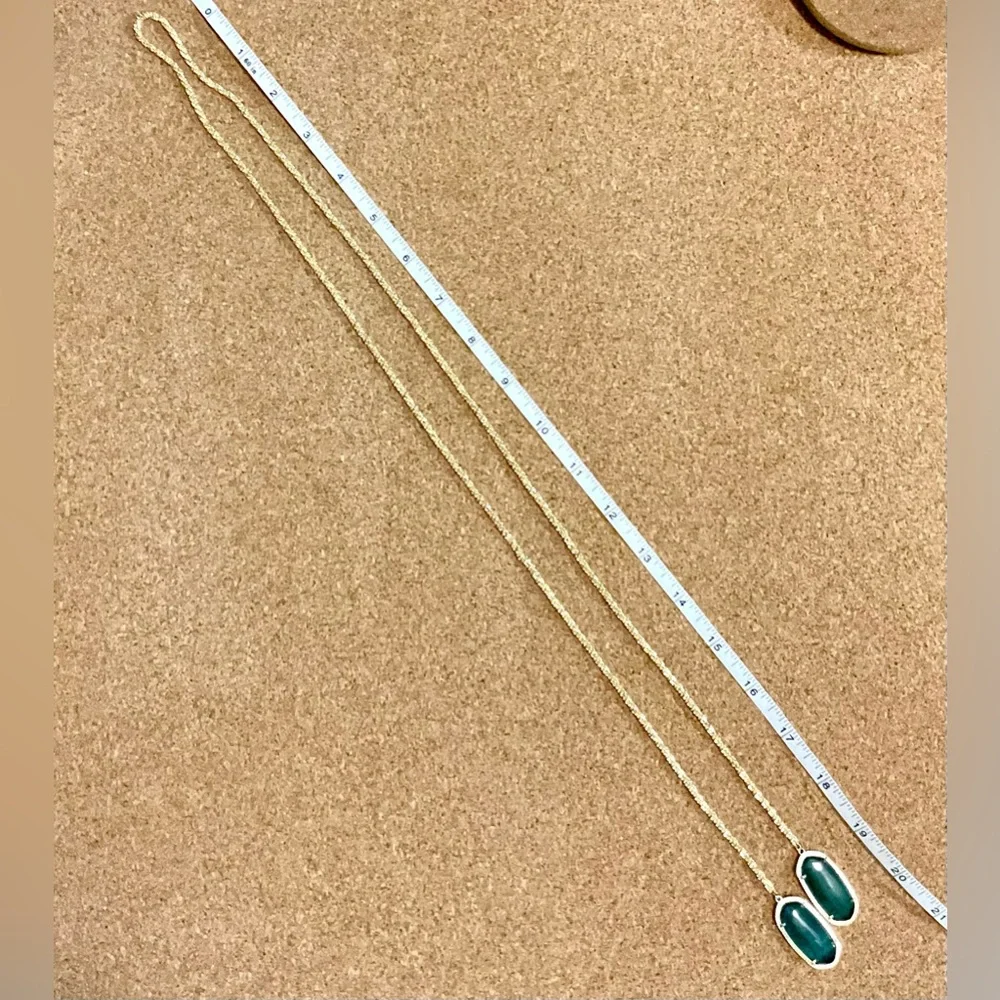 Rare early Kendra Scott gold with Deep green Pendants wrap necklace. - Picture 6 of 6